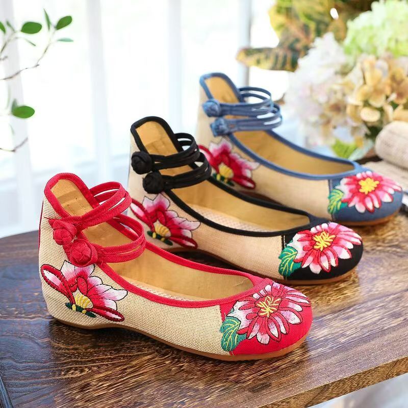 Embroidery Horse - Woman Wedges Embroidered Cloth Shoes Spring